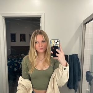 Meet your Posher, Alex